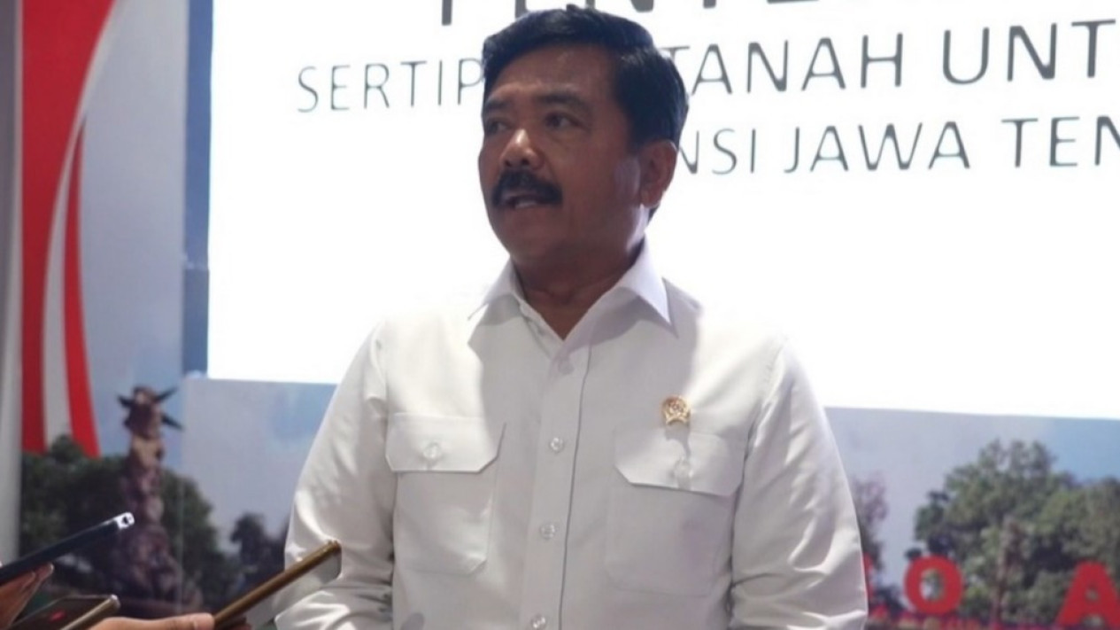 Ihwal Mafia Tanah, Hadi Tjahjanto: Pasti Mas AHY Bilang Gebuk!
            - galeri foto