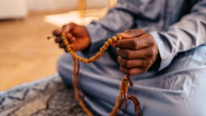 Perbanyaklah Zikir, Khususnya di Pagi dan Sore Hari, Buya Yahya: Yang Memperhatikan Wirid Ini Orang Cerdas