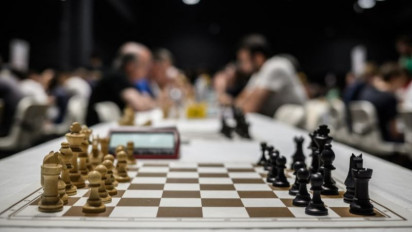 Bocah 8 Tahun Permalukan Pecatur Senior Bergelar Grandmaster dalam Burgdorfer Stadthaus Open Swiss, Ini Sosoknya