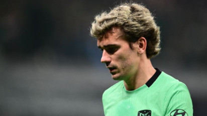 Antoine Griezmann Bikin Atletico Madrid Gigit Jari