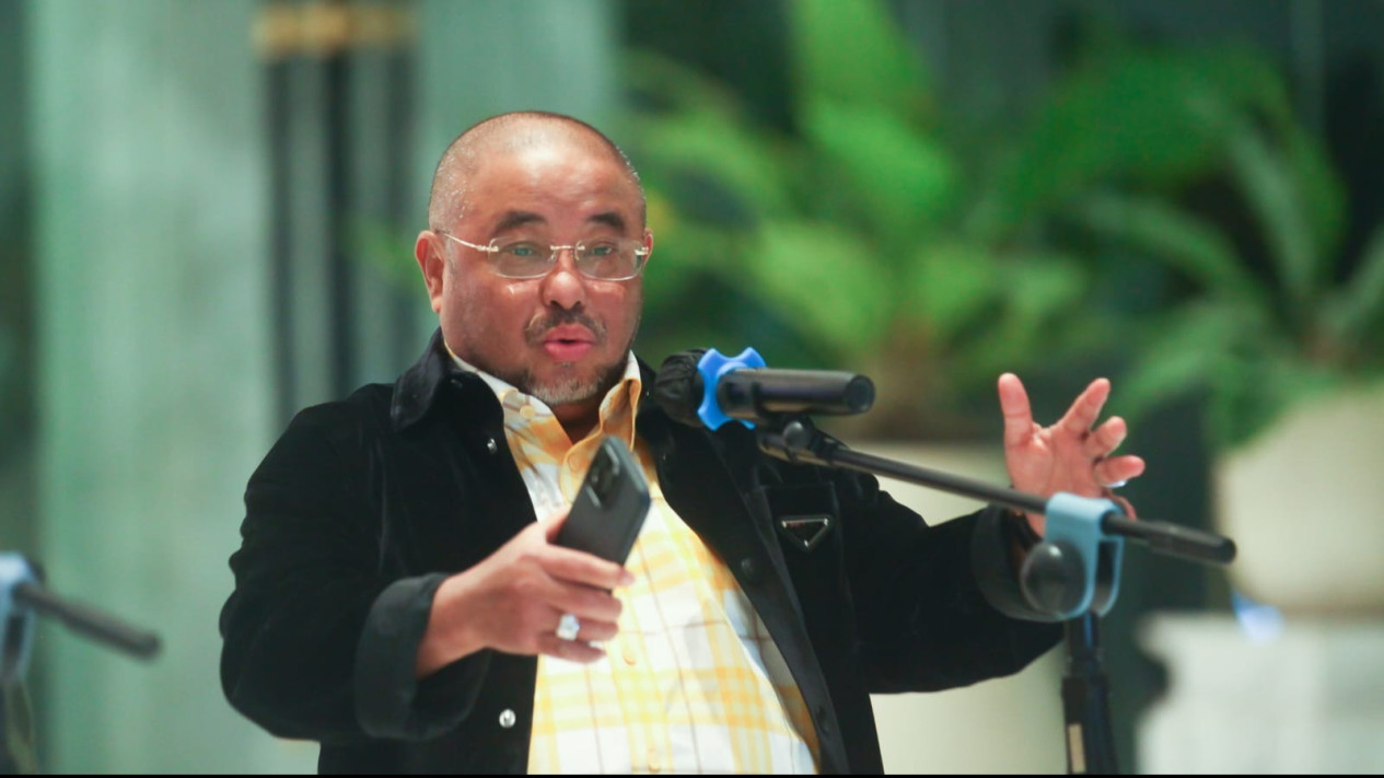 PKS Beberkan Isi Pertemuan Surya Paloh dan Jokowi Minta Pemilu Berjalan Nyaman
            - galeri foto