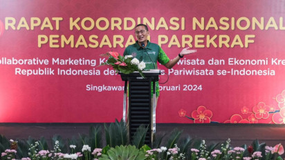 Menparekraf Sebut Festival Cap Go Meh di Singkawang Miliki Daya Tarik Kuat untuk Wisatawan