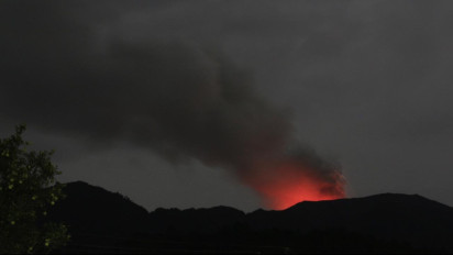 Hingga Sore Gunung Marapi 6 Kali Erupsi, Pemkab Agam Perpanjang Masa Siaga Darurat