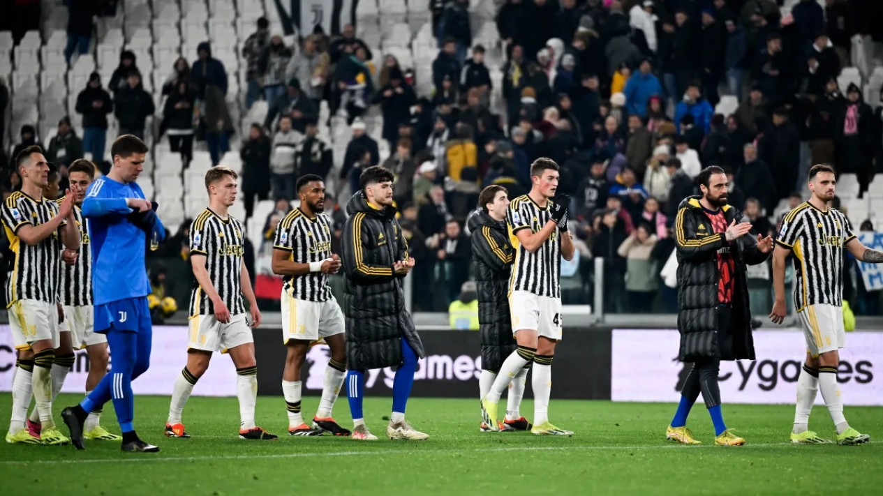 Hasil Liga Italia: Gol Menit Akhir Bawa Juventus Taklukkan Frosinone 3-2, Asa Scudetto Bianconeri Masih Terbuka
            - galeri foto