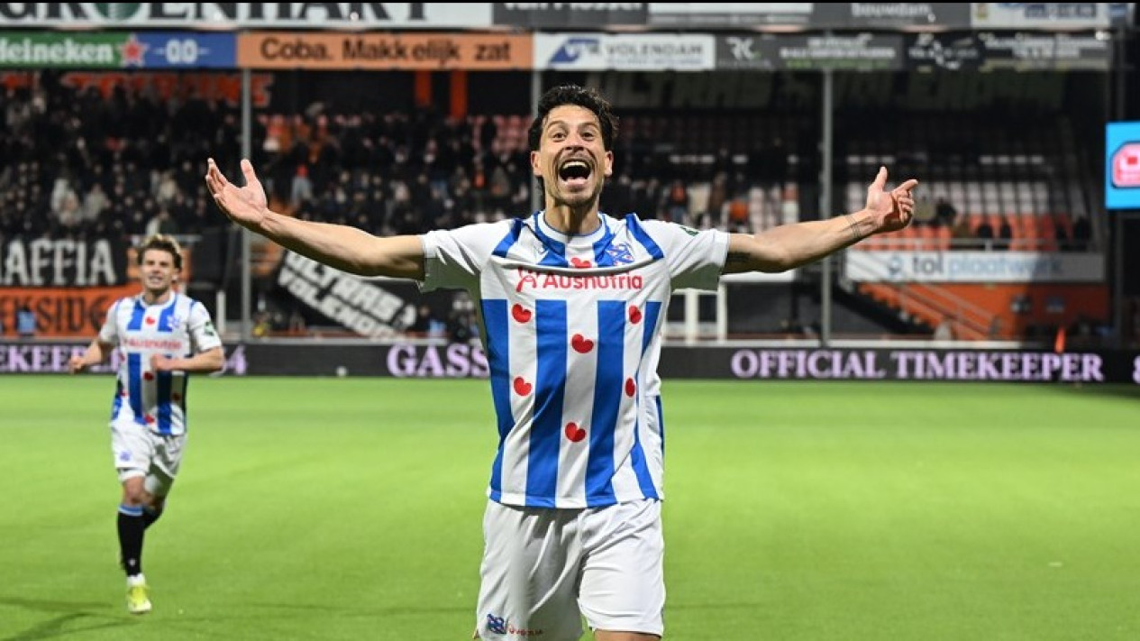 Shin Tae-yong Bisa Tersenyum Lebar, Calon Pemain Timnas Indonesia Thom Haye Cetak Satu Gol dan Satu Assist di Liga Belanda
            - galeri foto