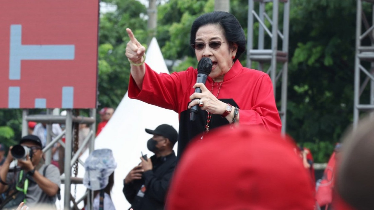 Megawati Dukung Hak Angket Kecurangan Pilpres, Todung: Namun Tidak Ingin Pemerintah Goyah
            - galeri foto