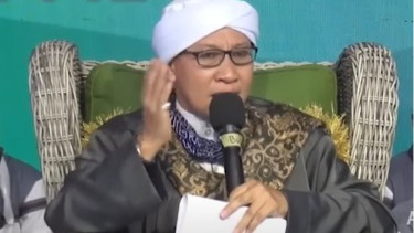 Jangan Sepelekan! Ternyata Kata Buya Yahya Begini Hukum Menunda Shalat Isya dengan Niat Menggabungkan dengan Tahajud