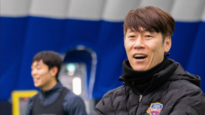 Beda dari Klub Indonesia, Pelatih Suwon FC Justru Berkomunikasi dengan Shin Tae-yong