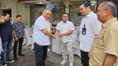 Jelaang Ramadhan, Dirut Bulog Ungkap Pasokan Beras di Pasae Johar Mendekati Normal