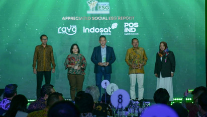 Sukses Distribusikan Bansos dan Komitmen Jalankan Prinsip ESG, Pos Indonesia Raih Penghargaan Appreciated Social