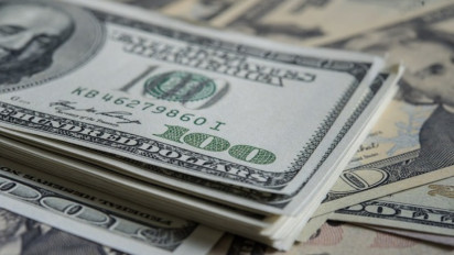 Rupiah Diprediksi Melemah Dipengaruhi Penguatan Indeks Dolar AS, Segini Nilai Jual Beli Dolar di BCA