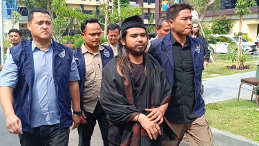 Kemarin Bikin Konten Video Boleh Tukar Pasangan, Kini Gus Samsudin Jadi Tersangka dan Ditangkap Polisi