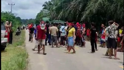 Aksi Demo Mewarnai Kedatangan Ustad Abdul Somad di Kabupaten Sintang