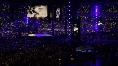 Tampil dengan Konsep Panggung 360, Ed Sheeran Sukses Guncang Jakarta lewat Konser The Mathematics Tour