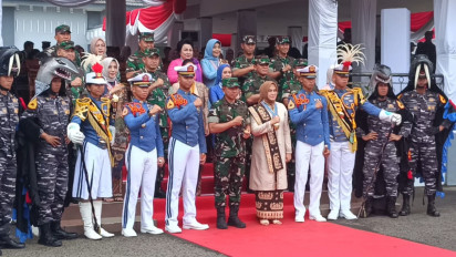 Evi Agus Subiyanto, Istri Panglima TNI Dikukuhkan sebagai Ibu Kehormatan Taruna Akademi TNI di AAL