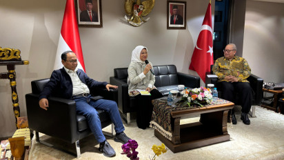 Menaker Temui Pekerja Migran Indonesia di Turki, Ingatkan Pentingnya Jaminan Sosial Ketenagakerjaan