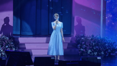 Gelar Fan Meeting Tour di Jakarta, Yoona SNSD Cicipi Bika Ambon