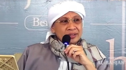 Heboh Pembuat Sertifikat Habib Palsu, Buya Yahya Ingatkan Agar Jangan Sampai Ada Muslim yang Tertawa: Naudzubillah Anda Seharusnya Nangis,  Jika Punya Iman, Anda Istighfar