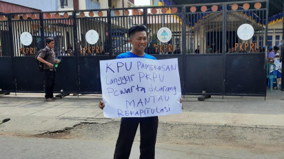 KPU Pamekasan Langgar PKPU, Jurnalis TV Dilarang Pantau Rekapitulasi Pemilu Tingkat Kabupaten