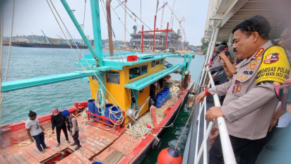 Mencuri Ikan di Perairan Indonesia, Kapal Nelayan Berbendera Malaysia Ditangkap di Kepri