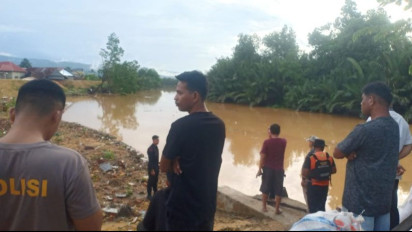 Terseret Banjir di Kendari, Seorang Balita Ditemukan Meninggal Dunia