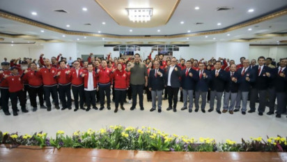 Lolos Olimpade, Menpora Dito Ariotedjo Minta FPTI Terus Renerasi Atlet