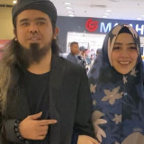 Punya Tampang Garang, Rambut Gondrong dan Profesi Dukun, Gus Samsudin Ternyata Punya Istri Berparas Cantik, Bukan Orang Sembarangan, Dulunya...