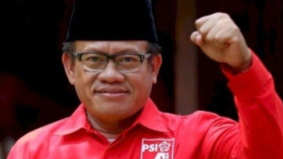Ketua IPW yang Laporkan Ganjar ke KPK Ternyata Kader PSI, Denny Siregar Beri Komentar Menohok, Katanya..