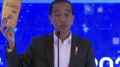 Jokowi Usulkan Tokoh Pembangunan Ekonomi Indonesia Dihadiahi Nobel