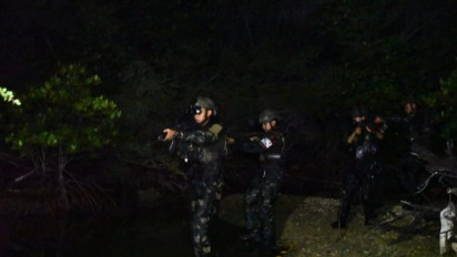 Kopaska Latihan Perang Khusus 2 Pekan di Selat Sunda