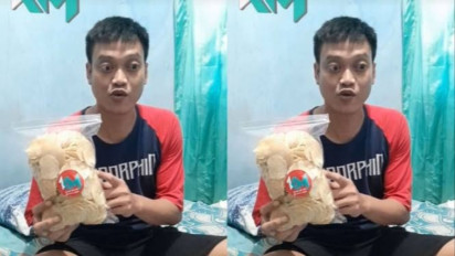 Masih Ingat Kurnia Meiga? Eks Kiper Timnas Indonesia yang Dicerai Istri dan Berjualan Emping di TikTok, Setelah Viral Nasibnya Malah...