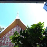 Demi Bayar Utang, Rumah Gadang Mendiang Dorce Gamalama Cuma Laku Dijual Rp430 Juta