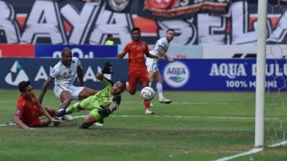 Maciej Gajos Balas Gol David Da Silva, Babak Pertama Persija Tahan Imbang Persib 1-1