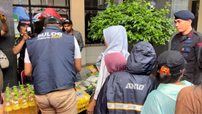 Bazar Murah untuk Masyarakat, Batalyon A Pelopor Sat Brimob Polda Metro dan JakPreneur Sasar Wilayah Senen
