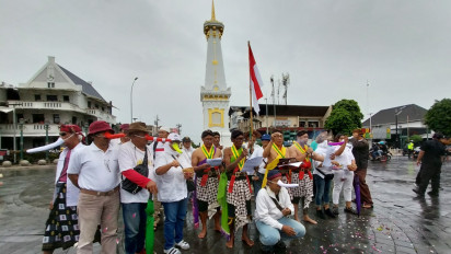 Jelang Ramadhan, Warga Yogyakarta Gelar Larung Sengkala untuk Membuang Sifat Buruk Manusia