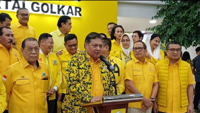Airlangga Sebut Alhamdulillah Partai Golkar Menang di 15 Provinsi