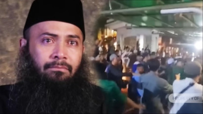Sambil Menangis, Ustaz Syafiq Riza Basalamah Ingatkan ini Usai Penolakan Kajiannya di Surabaya: Ana Sering Sampaikan…
