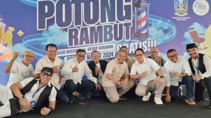 Sambut Bulan Suci Ramadhan, Pj Gubernur Jatim bersama 1445 Orang Ikuti Potong Rambut Gratis di Masjid Al-Akbar Surabaya