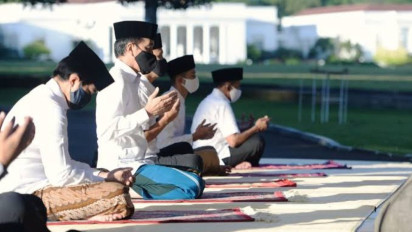 Masih Bingung Milih Baju Lebaran untuk Pria? Yuk Simak 3 Tips Berikut Ini