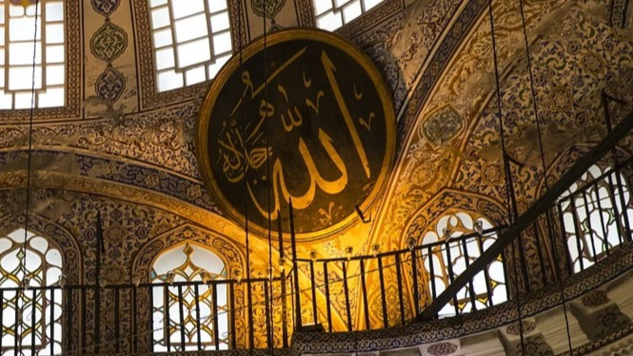 Waspada! Ini Tanda-tanda Manusia yang Membuat Allah Murka
            - galeri foto