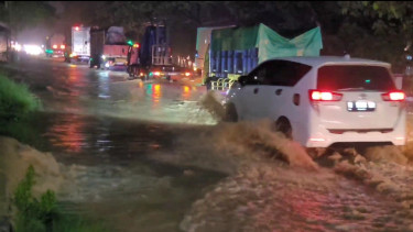 Sungai Widodaren Meluap, Jalan Pantura Pati-Rembang Terendam Banjir