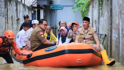 Banjir di Blega Bangkalan, Pj. Gubernur Adhy Pastikan Evakuasi Masyarakat Rentan Diutamakan dan Segera Normalisasi DAS