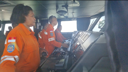 KN Sar Kamajaya 104 Dikerahkan Bantu Pencarian 21 ABK Yuiee Jaya II