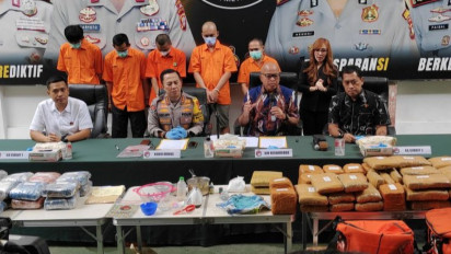 Detik-detik Polda Metro Jaya Sita 66,9 Kg Ganja dari 3 Tersangka