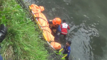 Sales Makanan Beku Ditemukan Tewas di Aliran Sungai Cidurian Bandung