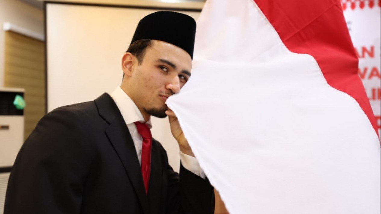 Datang Sebagai Pemain Timnas Indonesia, Nathan Tjoe-A-On Tak Sabar Kembali ke Stadion GBK 
            - galeri foto