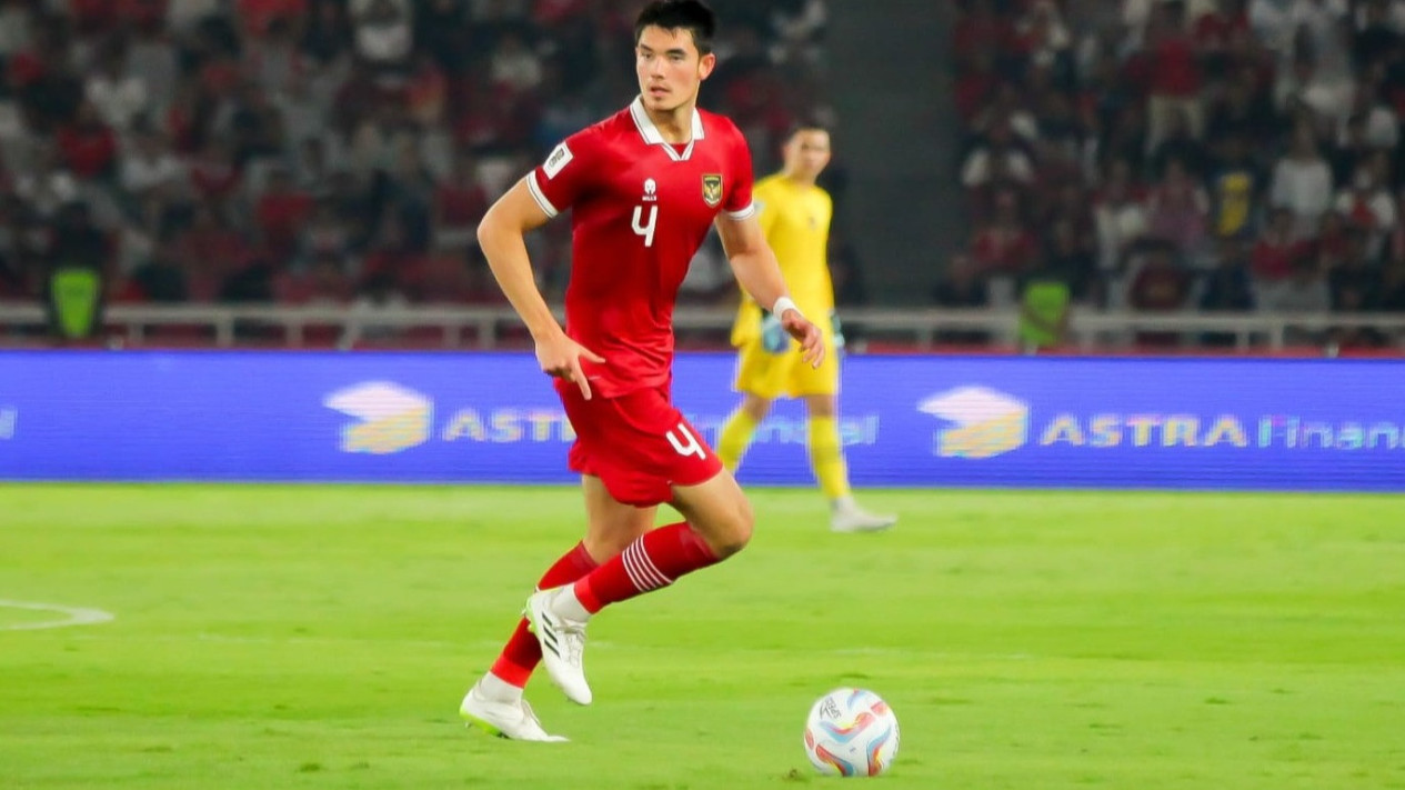 Starter Lagi, Elkan Baggott Takluk dari Eks Klub Bintang Timnas Indonesia di Liga Inggris
            - galeri foto