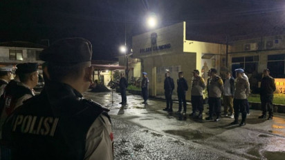 Cegah Tawuran di Bulan Ramadhan, Polisi Awasi Penjualan Senjata Secara Daring