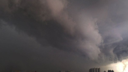 BMKG Sebut Ada Cuaca Ekstrem di Indonesia pada Senin 18 Maret 2024, Semua Warga Harus Waspada, Ini Lokasinya...