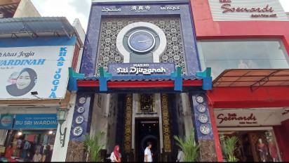 Masjid Siti Djirzanah, Bergaya Arsitektur Cina di Kawasan Ketandan Malioboro Yogyakarta